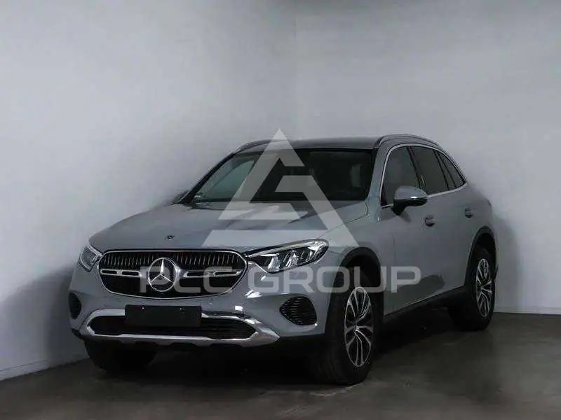 2025 Mercedes Benz GLC 200