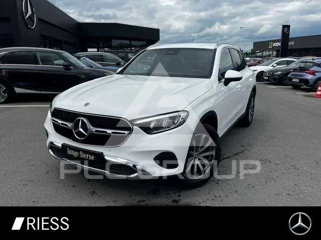 2025 Mercedes Benz GLC 200