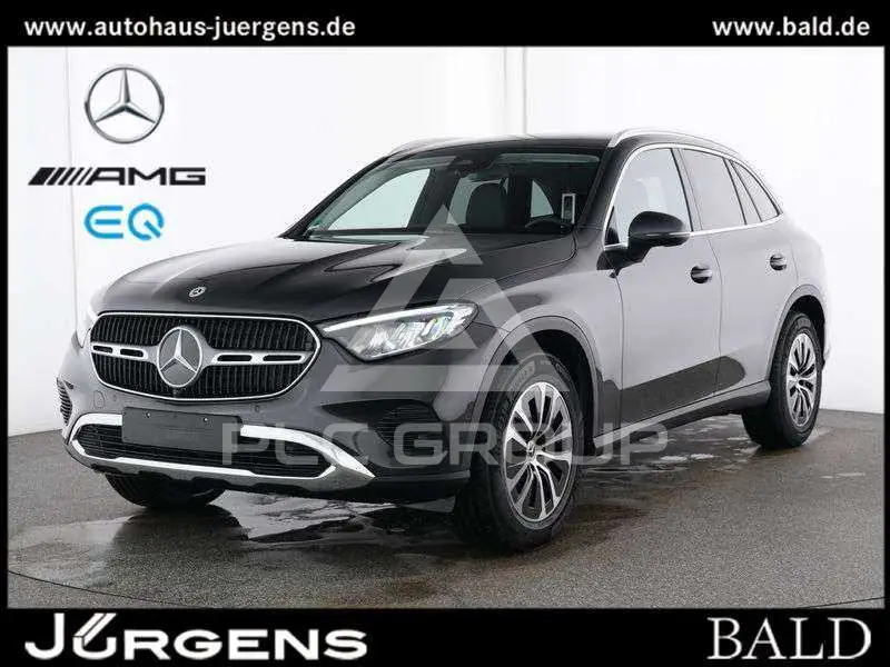 2025 Mercedes Benz GLC 200