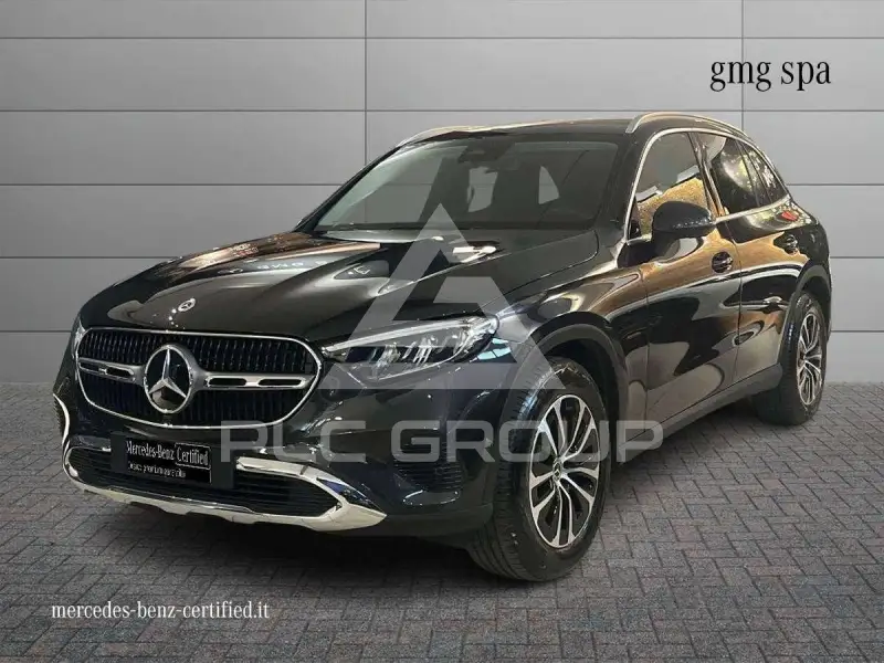 2025 Mercedes Benz GLC 200