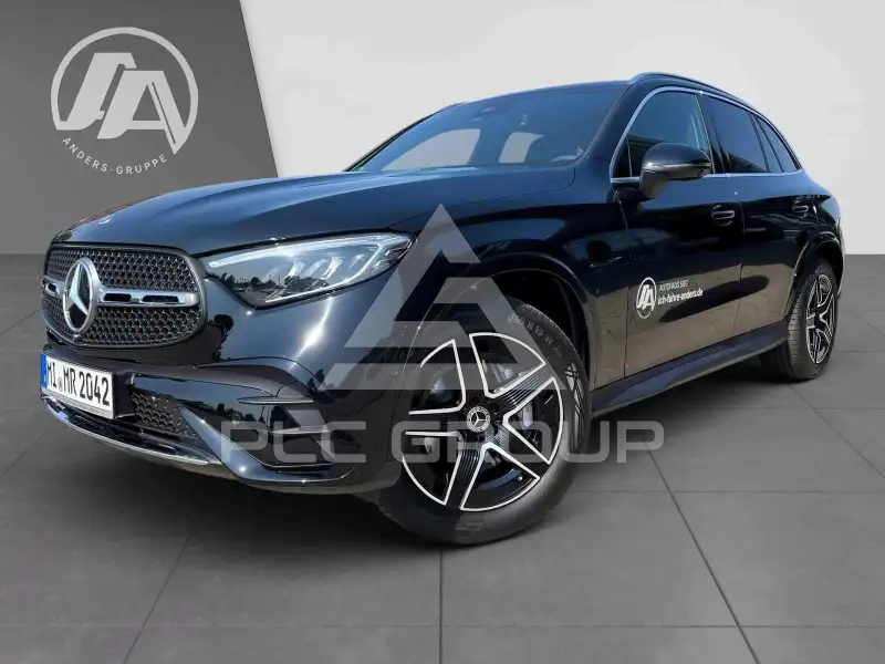 2025 Mercedes Benz GLC 200