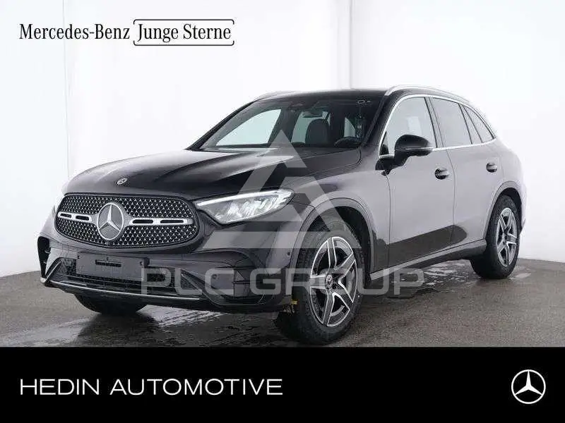 2025 Mercedes Benz GLC 200