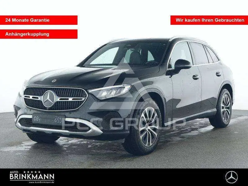 2025 Mercedes Benz GLC 200