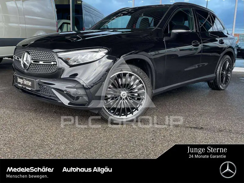 2025 Mercedes Benz GLC 200