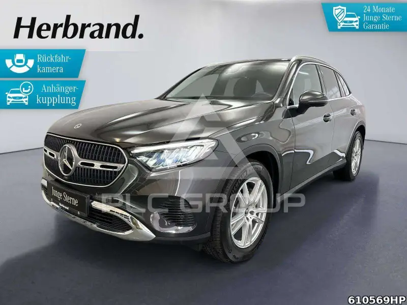 2025 Mercedes Benz GLC 200