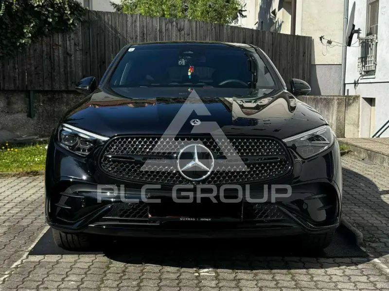 2025 Mercedes Benz GLC 200