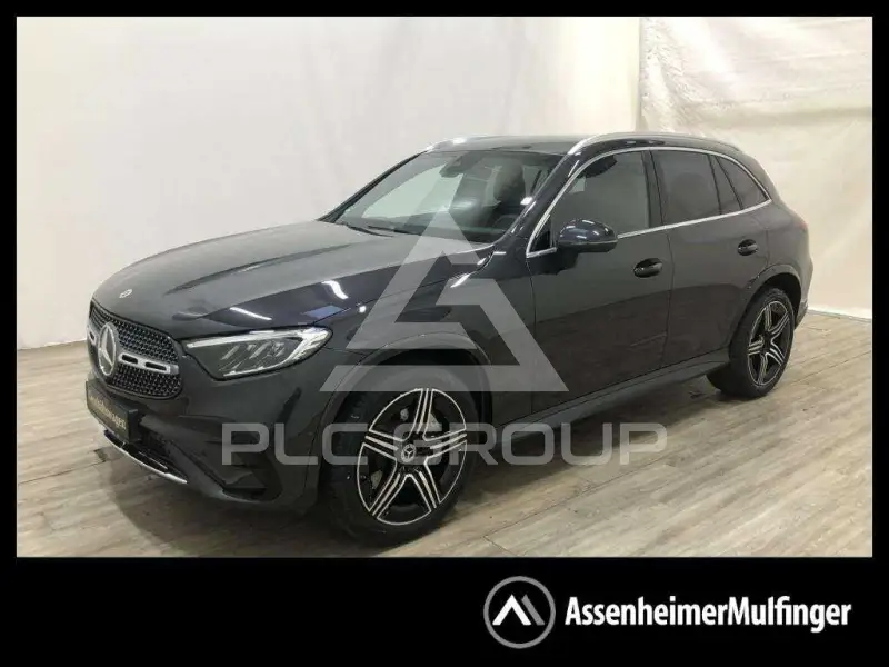 2025 Mercedes Benz GLC 200
