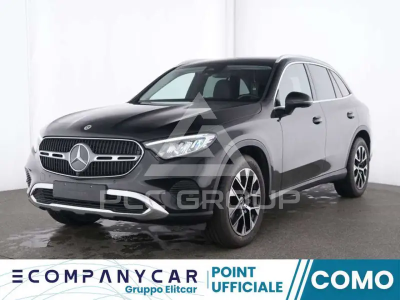 2025 Mercedes Benz GLC 200