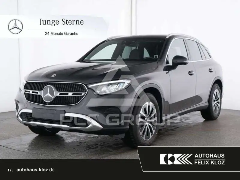 2025 Mercedes Benz GLC 200