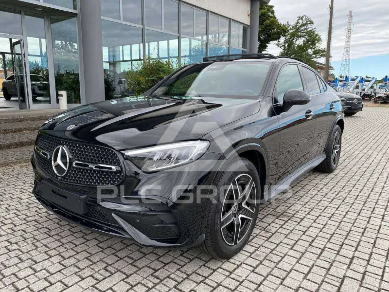 2025 Mercedes Benz GLC 200