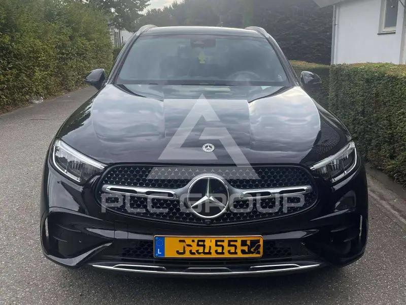 2025 Mercedes Benz GLC 200