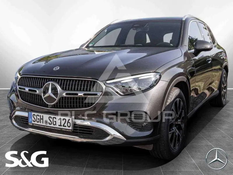 2025 Mercedes Benz GLC 200