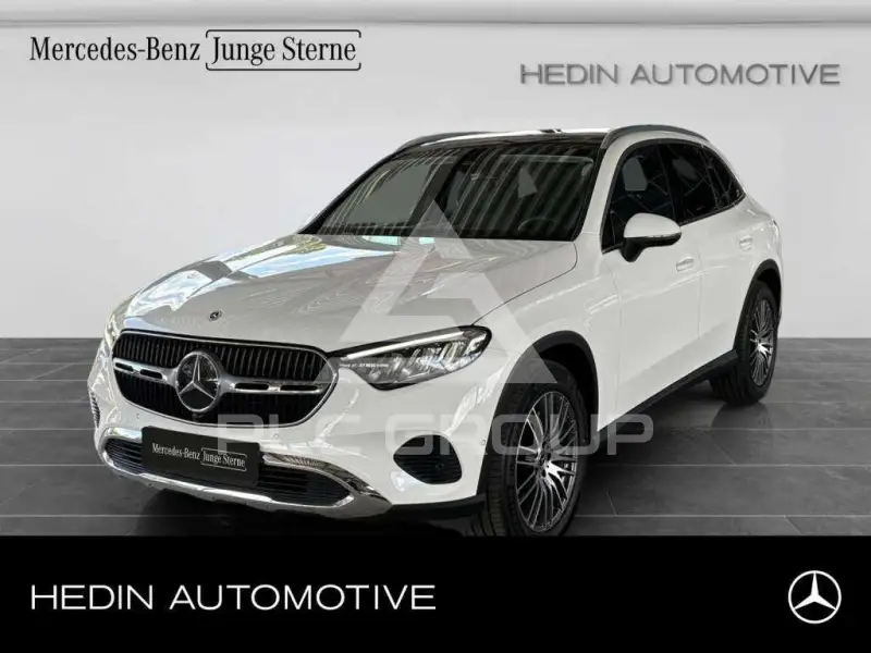 2025 Mercedes Benz GLC 200