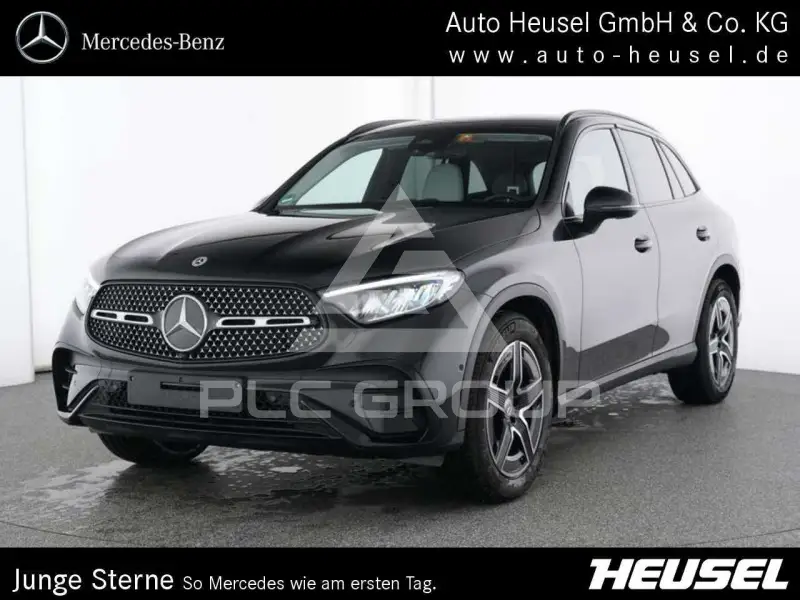 2025 Mercedes Benz GLC 200