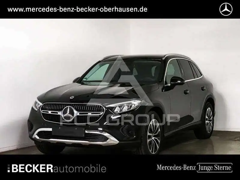 2025 Mercedes Benz GLC 200