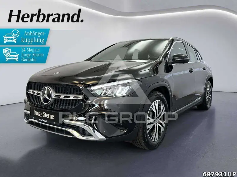 2025 Mercedes Benz GLA 200