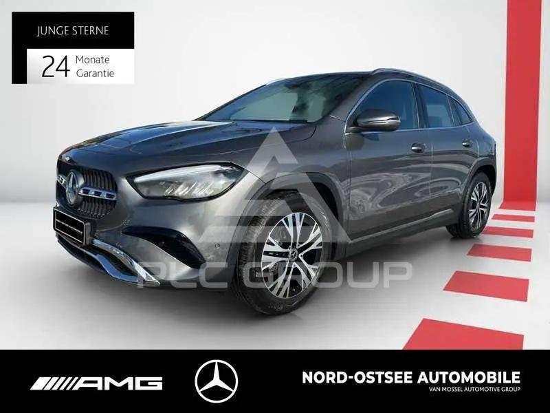 2025 Mercedes Benz GLA 200