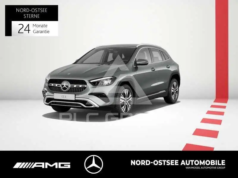 2025 Mercedes Benz GLA 200