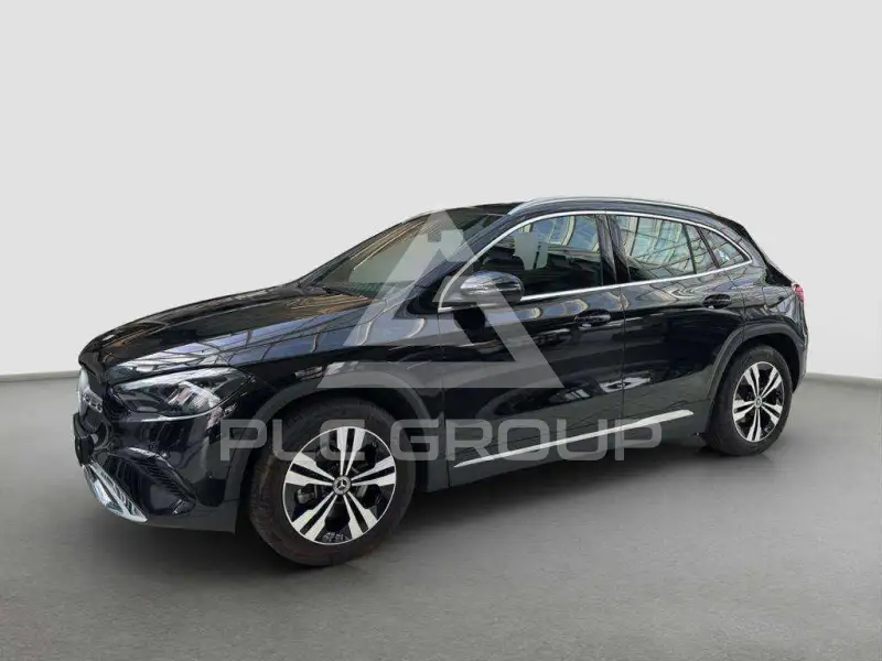 2025 Mercedes Benz GLA 200