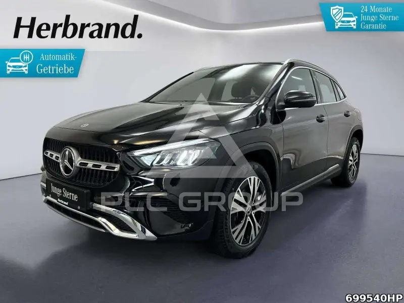 2025 Mercedes Benz GLA 200