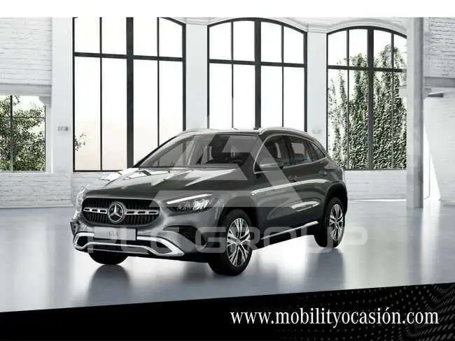 2025 Mercedes Benz GLA 200