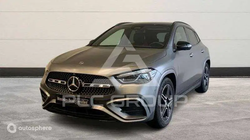 2025 Mercedes Benz GLA 200