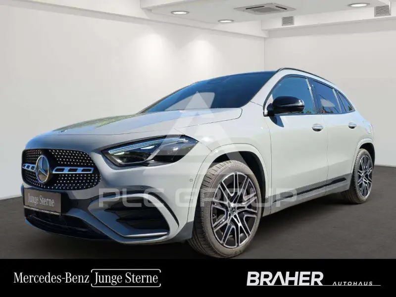 2025 Mercedes Benz GLA 200