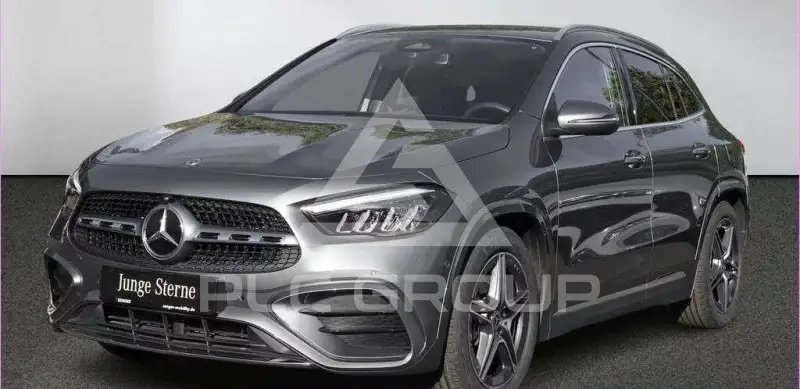2025 Mercedes Benz GLA 200