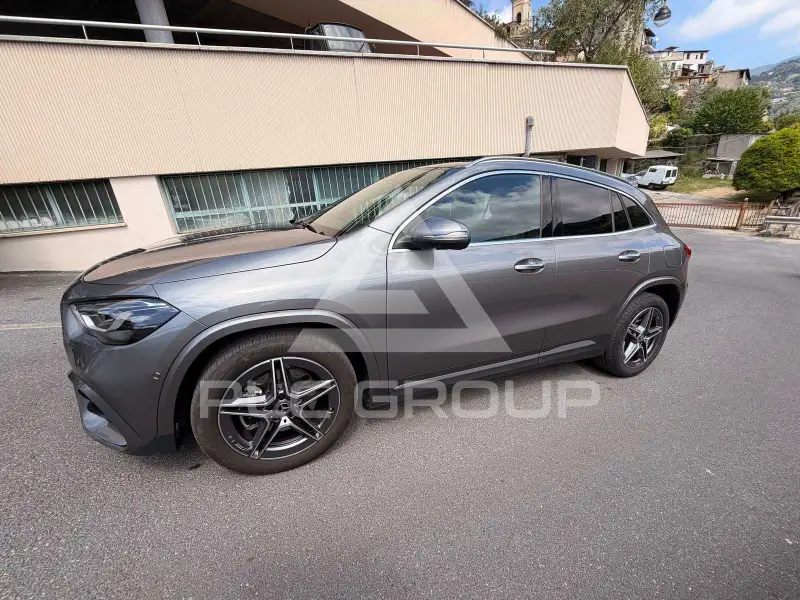 2025 Mercedes Benz GLA 200