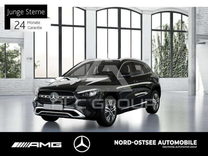 2025 Mercedes Benz GLA 200