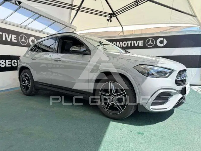 2025 Mercedes Benz GLA 200