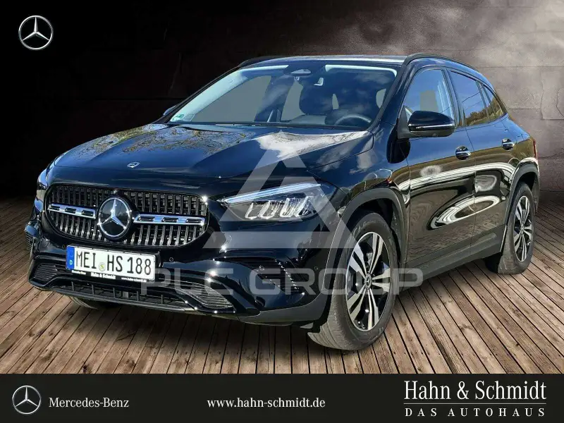 2025 Mercedes Benz GLA 200