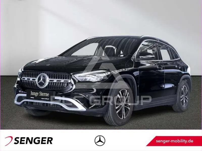 2025 Mercedes Benz GLA 200