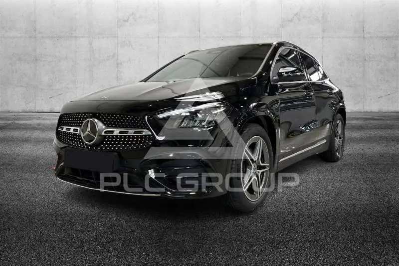 2025 Mercedes Benz GLA 200
