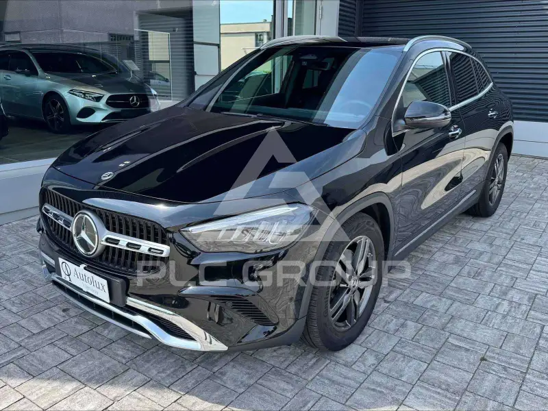 2025 Mercedes Benz GLA 200