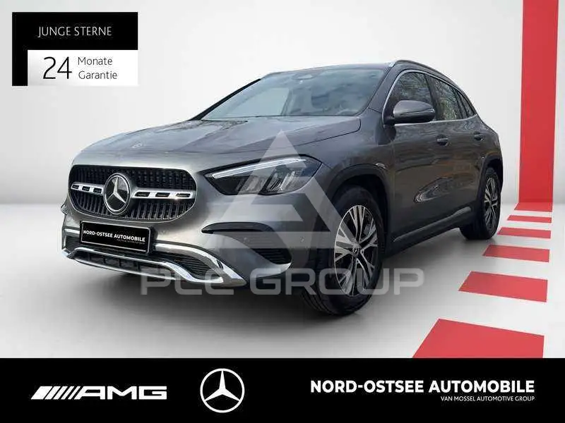 2025 Mercedes Benz GLA 200