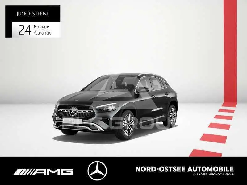 2025 Mercedes Benz GLA 200