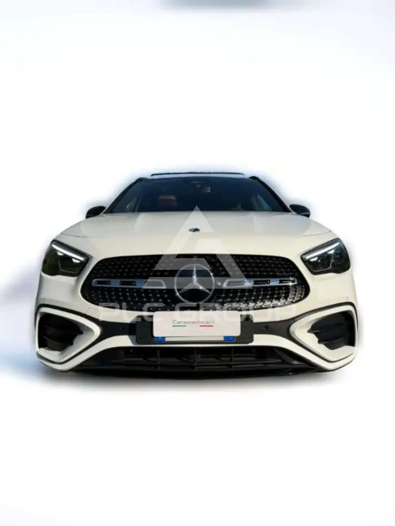 2025 Mercedes Benz GLA 200