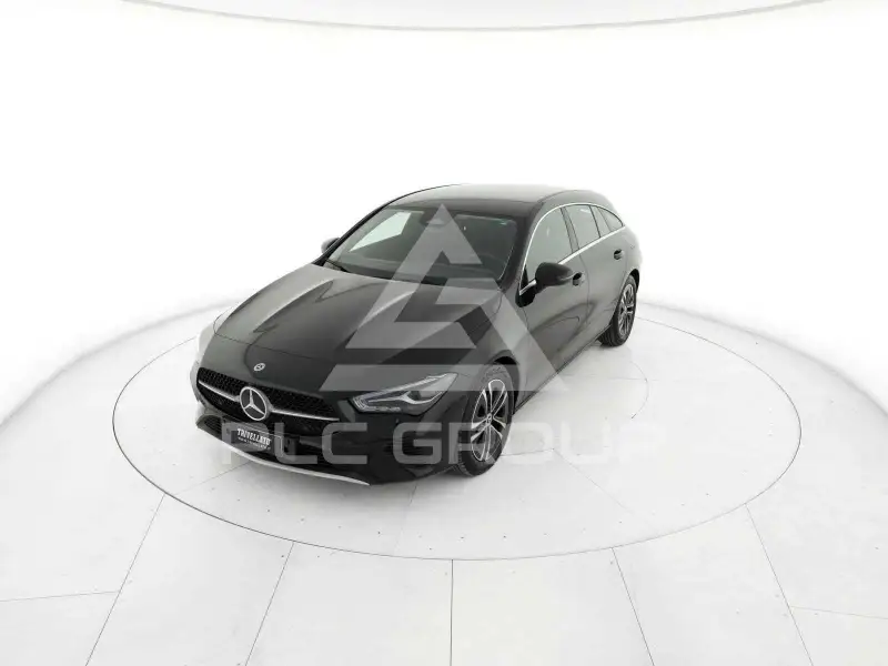2025 Mercedes Benz CLA 180
