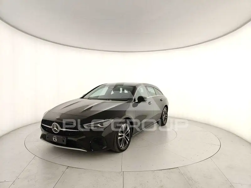 2025 Mercedes Benz CLA 180