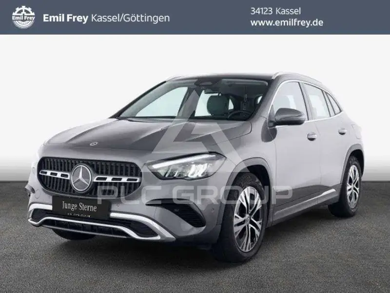 2025 Mercedes Benz GLA 220