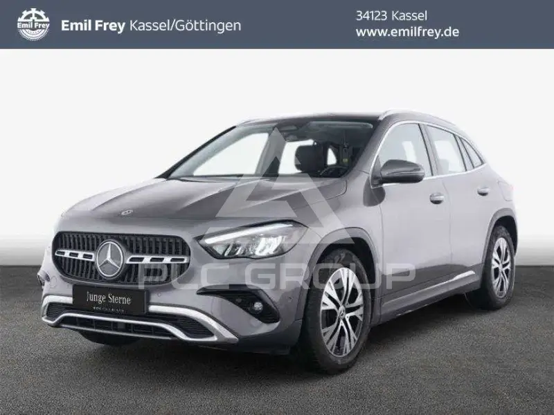 2025 Mercedes Benz GLA 220