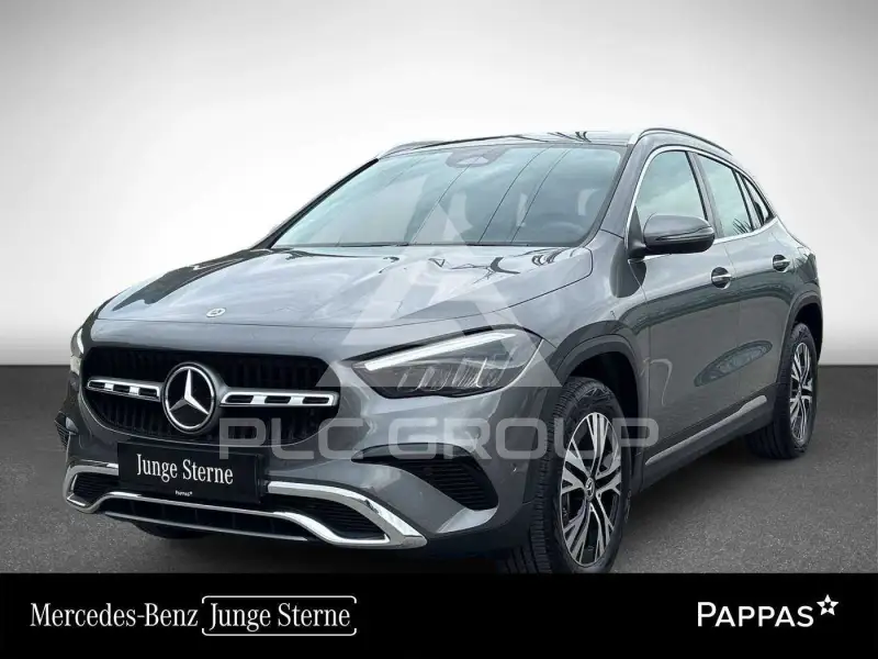 2025 Mercedes Benz GLA 220