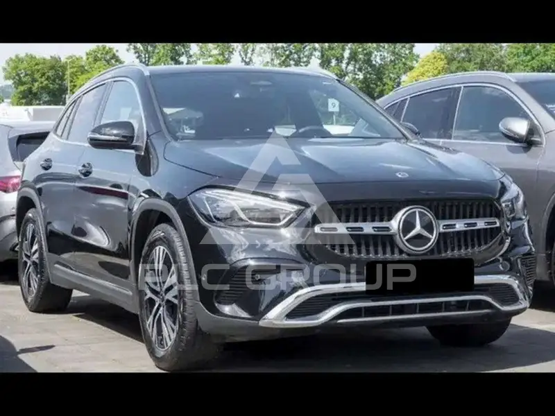 2025 Mercedes Benz GLA 220