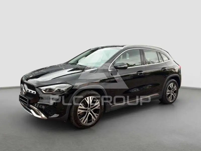2025 Mercedes Benz GLA 220