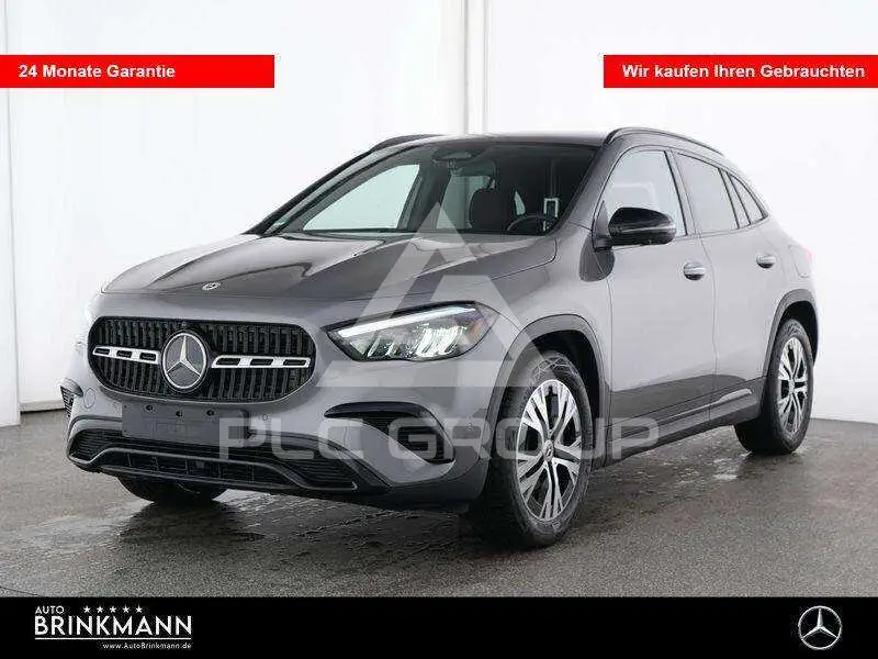 2025 Mercedes Benz GLA 220