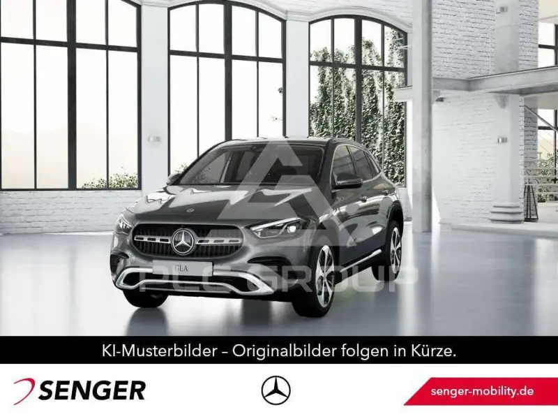2025 Mercedes Benz GLA 220