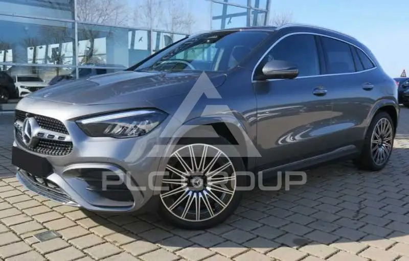 2025 Mercedes Benz GLA 220