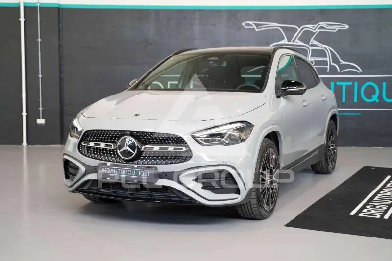 2025 Mercedes Benz GLA 220