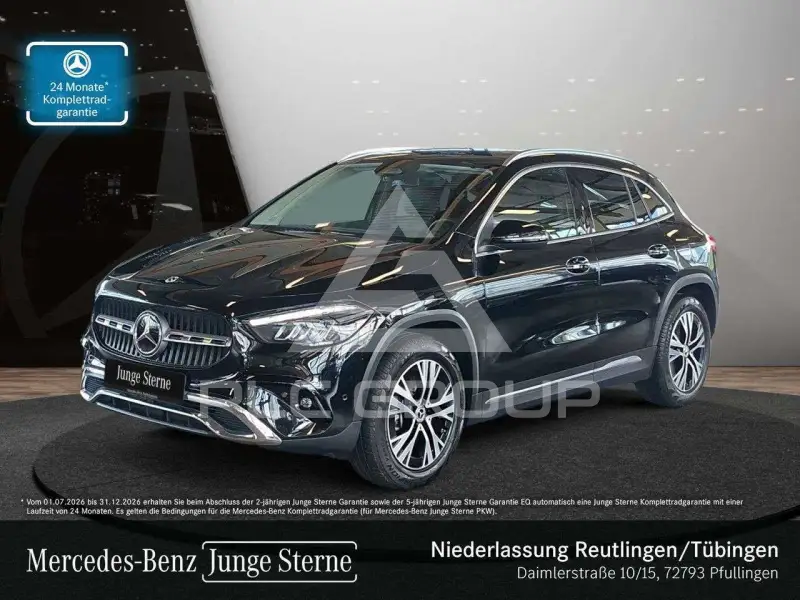 2025 Mercedes Benz GLA 220